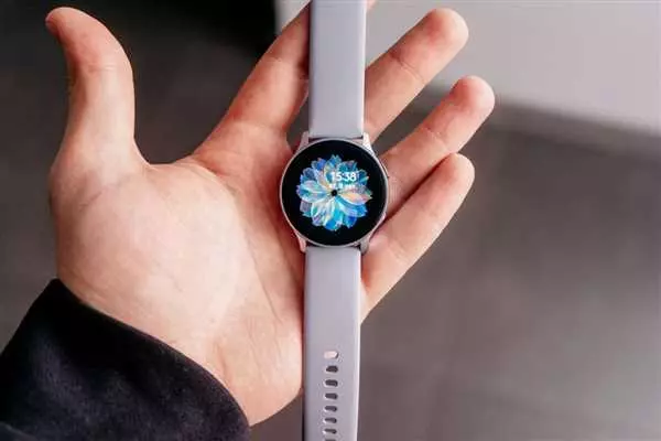 Samsung Galaxy Watch Active обзоры